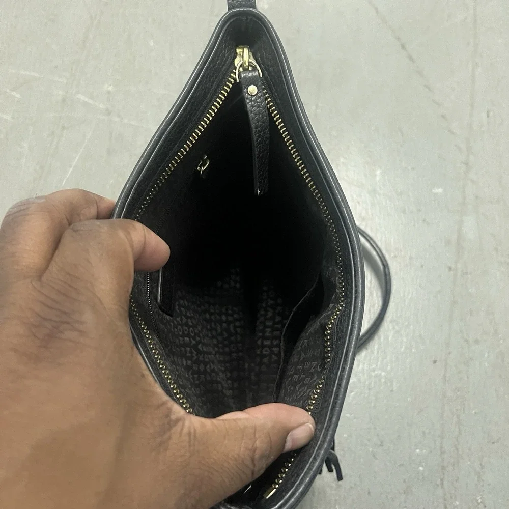 Kate Spade New York Pebbled Leather Crossbody Bag Black Tassel Zip Purse - Picture 9 of 16